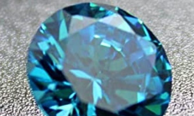 Aquamarine is the lucky stone of people born in the month of March
