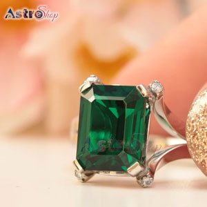 Panna Ratna Panna Ratna: Important History and Myths| Panna Stone| Panna Ratna| Astroeshop Gemstone